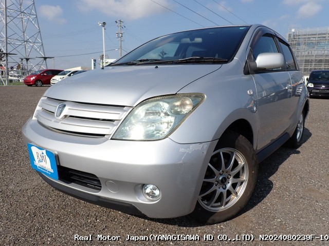 2005 TOYOTA IST