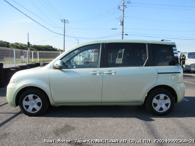 2010 TOYOTA SIENTA