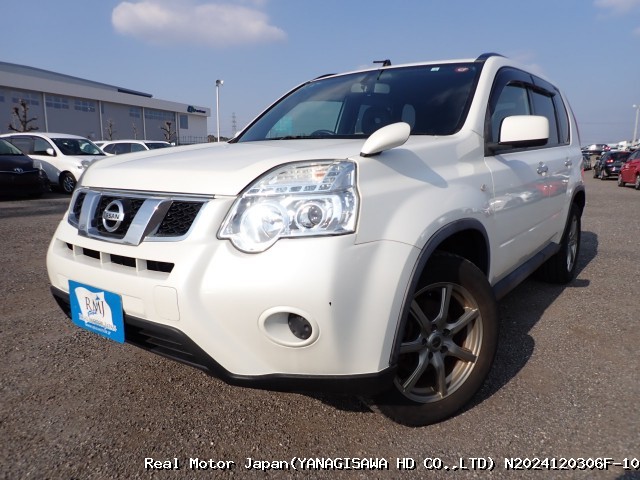 2013 NISSAN X-TRAIL
