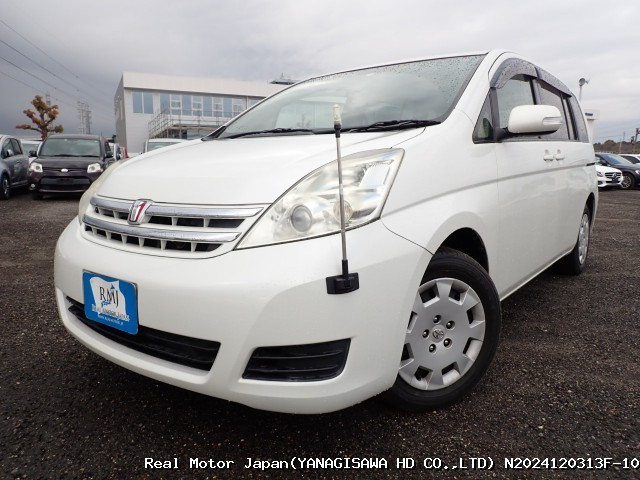 2010 TOYOTA ISIS