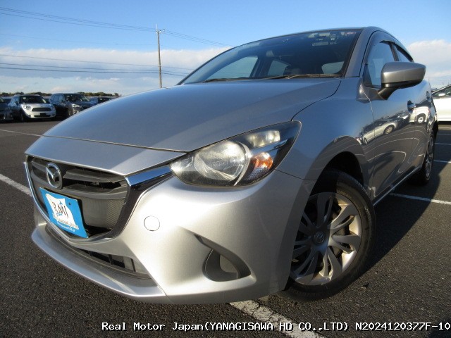 2017 MAZDA DEMIO