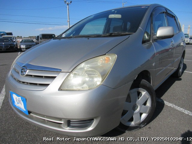 2004 TOYOTA COROLLA SPACIO