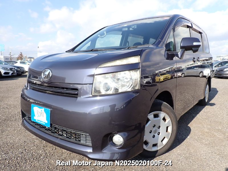 2008 TOYOTA VOXY