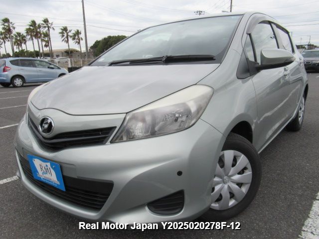 2013 TOYOTA VITZ