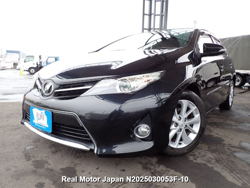 2012 TOYOTA AURIS