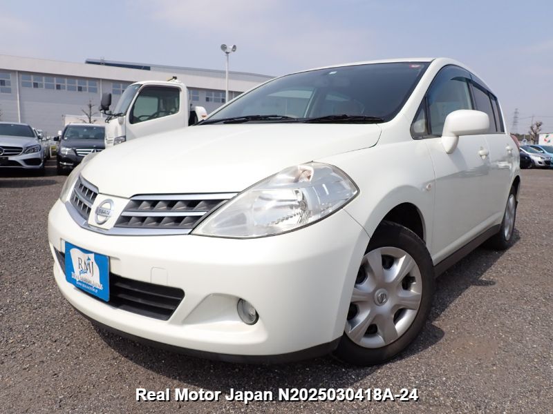2012 NISSAN TIIDA