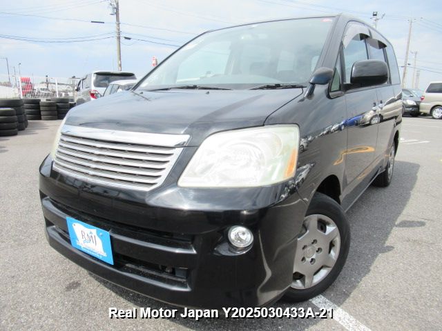 2006 TOYOTA NOAH