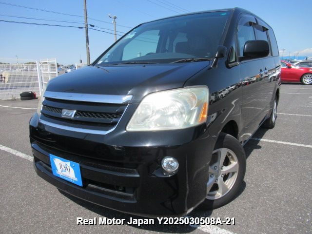 2007 TOYOTA NOAH