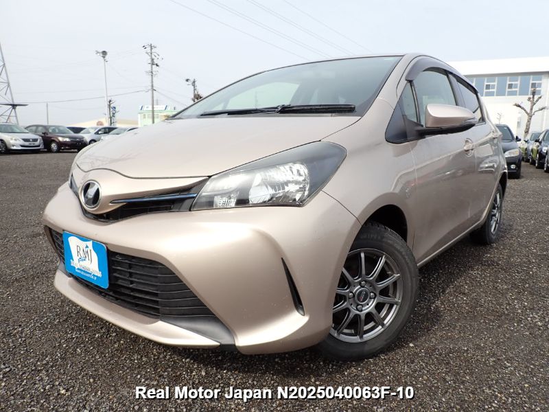 2014 TOYOTA VITZ