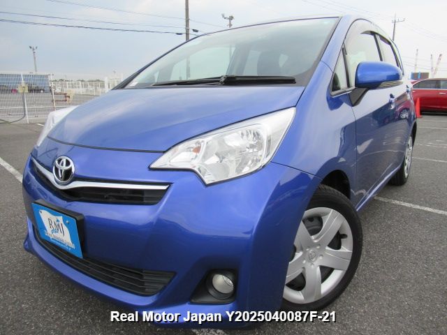 2012 TOYOTA RACTIS