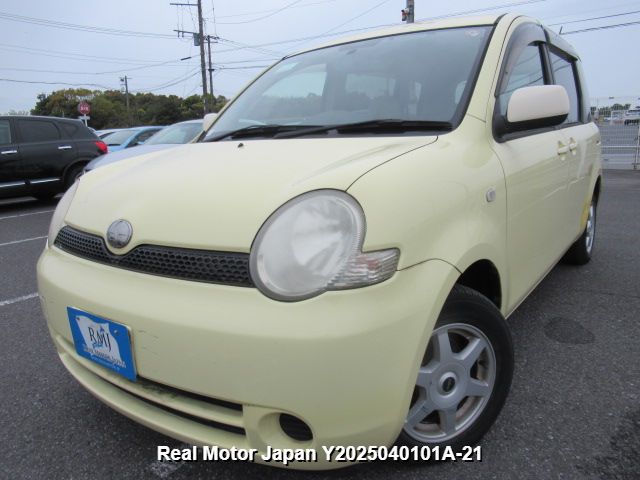 2004 TOYOTA SIENTA