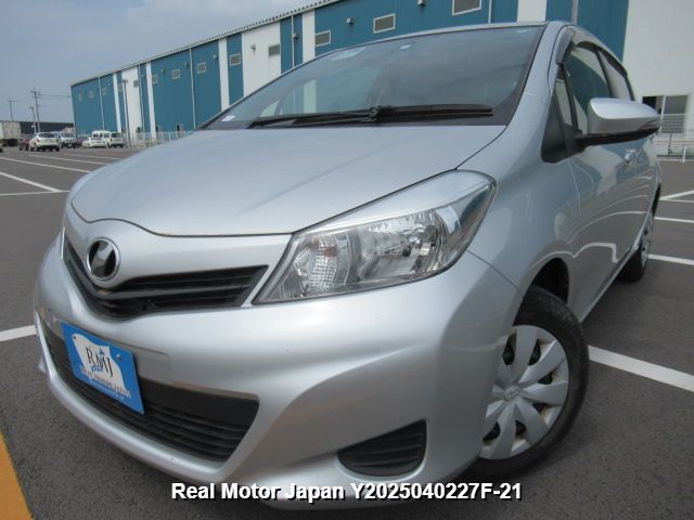 2014 TOYOTA VITZ