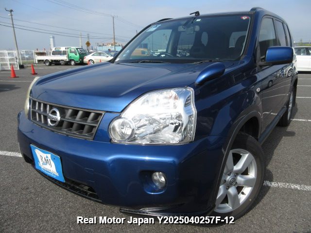 2010 NISSAN X-TRAIL