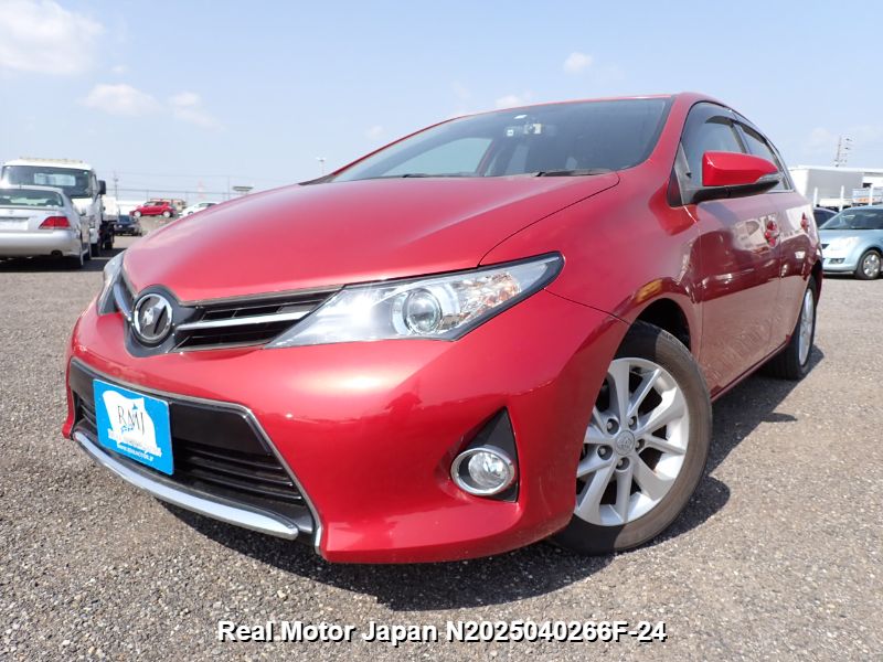 2014 TOYOTA AURIS