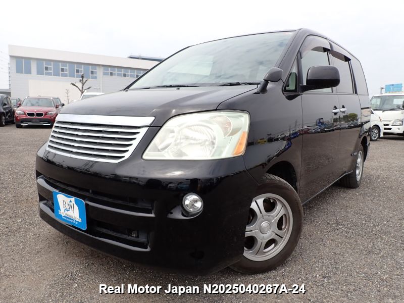 2006 TOYOTA NOAH