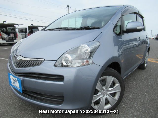 2010 TOYOTA RACTIS