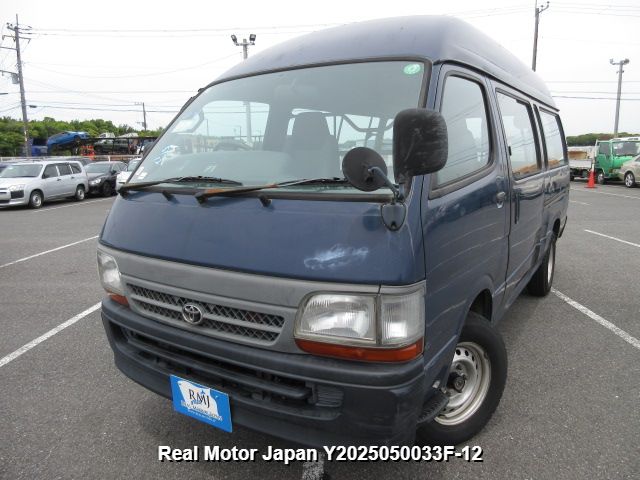 2001 TOYOTA HIACE VAN