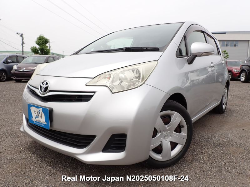 2011 TOYOTA RACTIS
