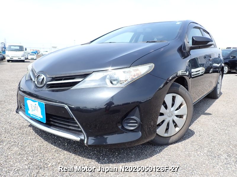 2014 TOYOTA AURIS