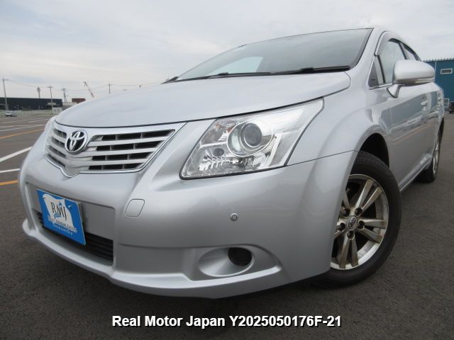 2012 TOYOTA AVENSIS WAGON