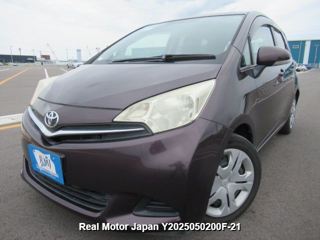 2011 TOYOTA RACTIS