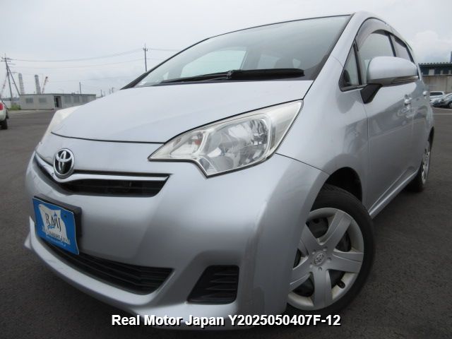 2011 TOYOTA RACTIS