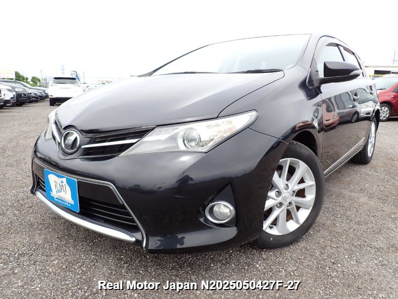 2013 TOYOTA AURIS