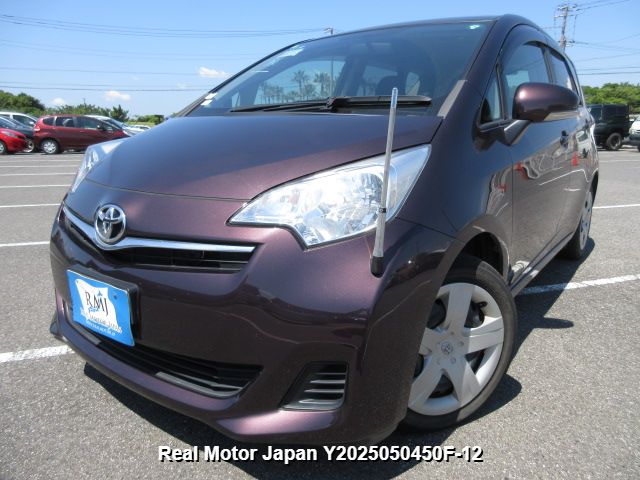 2011 TOYOTA RACTIS