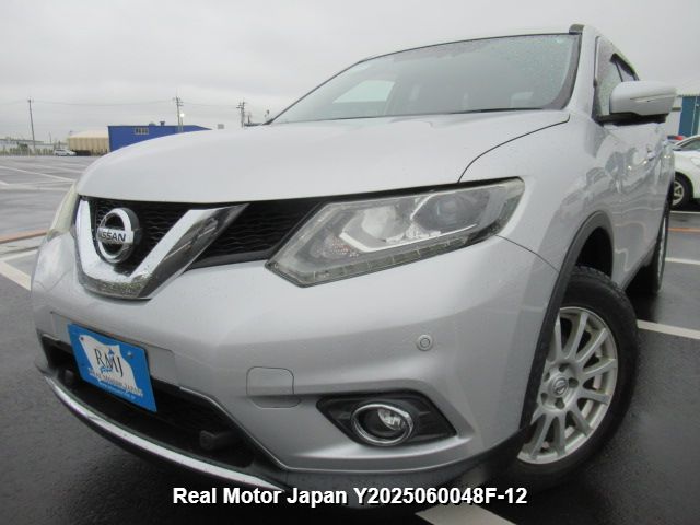 2014 NISSAN X-TRAIL