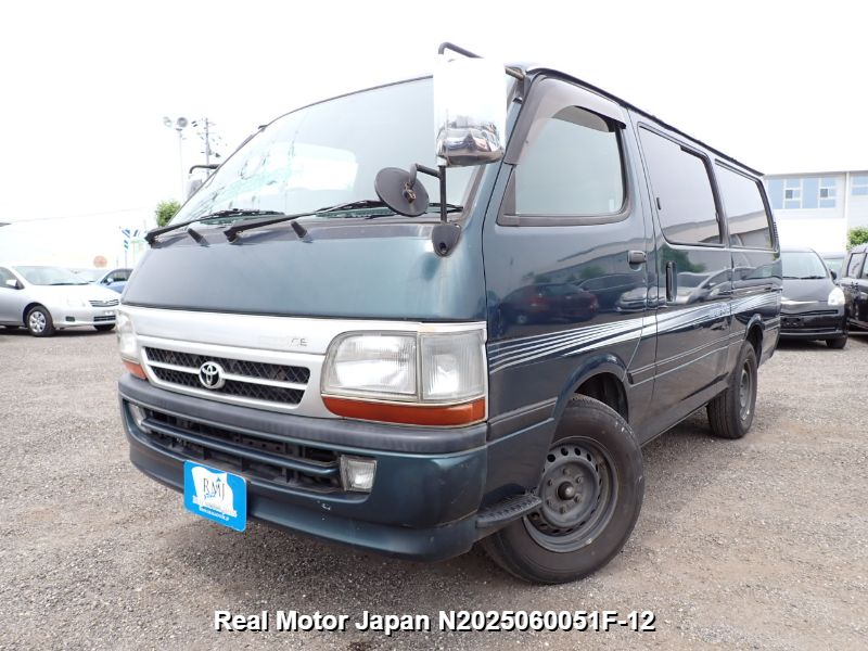 2002 TOYOTA REGIUS ACE