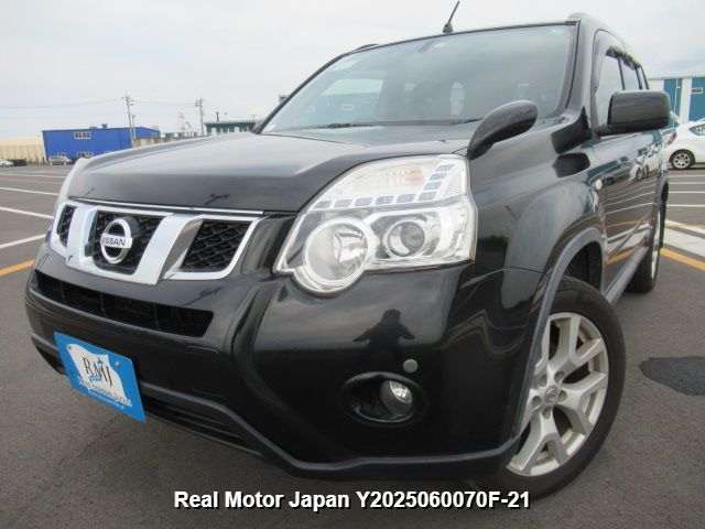 2013 NISSAN X-TRAIL