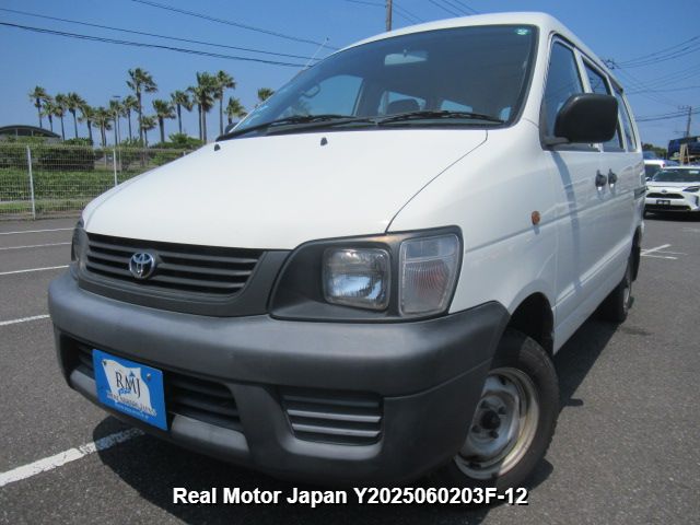 2004 TOYOTA LITEACE NOAH VAN