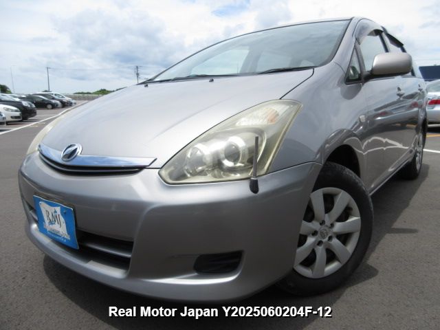 2006 TOYOTA WISH