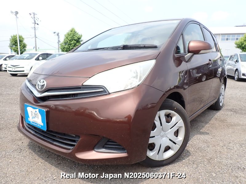2011 TOYOTA RACTIS