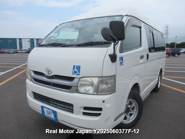 2009 TOYOTA HIACE VAN