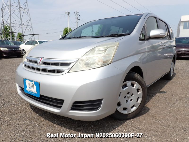2010 TOYOTA ISIS