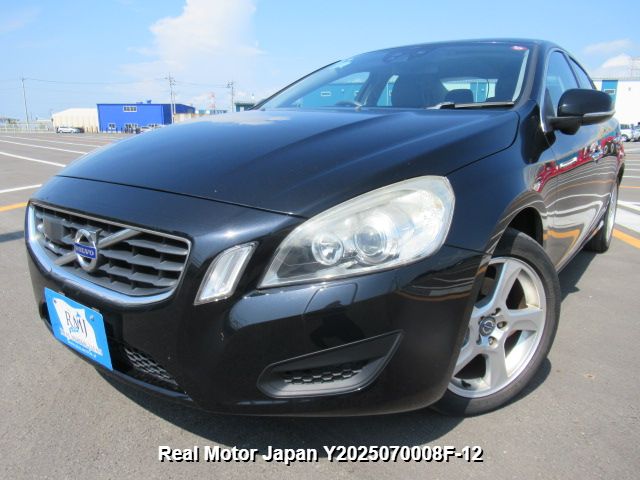 2011 VOLVO S60