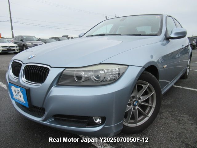 2010 BMW 3 SERIES