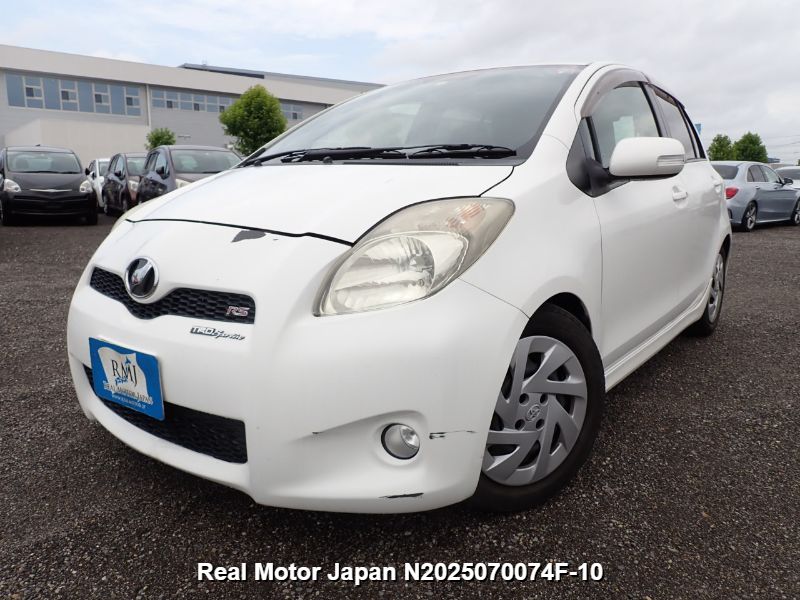 2010 TOYOTA VITZ