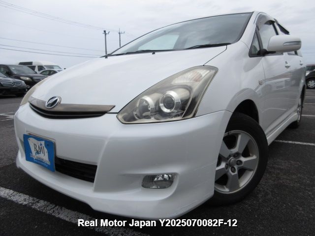 2006 TOYOTA WISH
