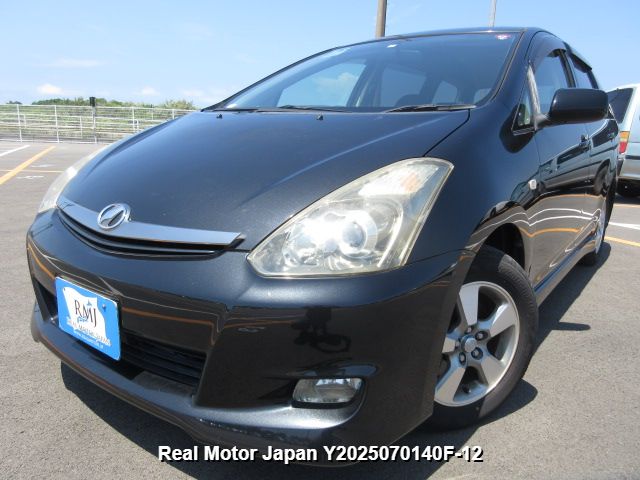 2006 TOYOTA WISH