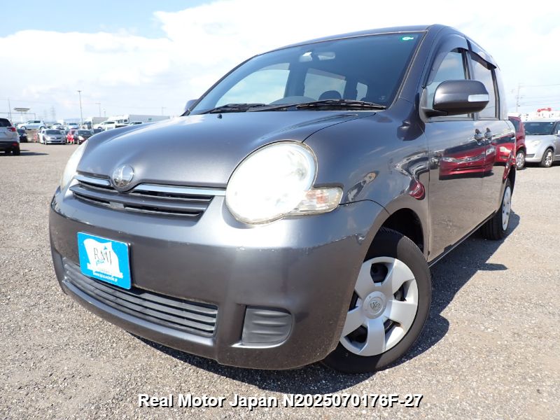 2010 TOYOTA SIENTA
