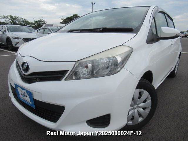 2013 TOYOTA VITZ