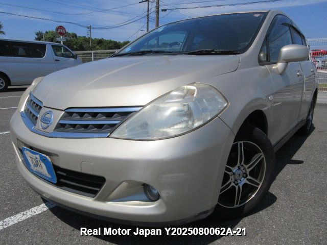 2012 NISSAN TIIDA