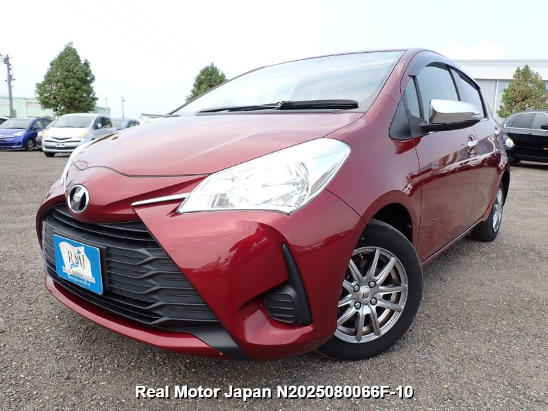 2017 TOYOTA VITZ