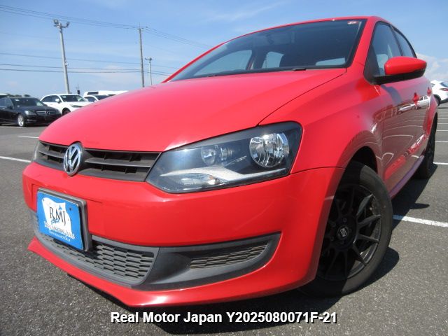 2010 VOLKSWAGEN POLO