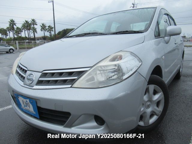 2011 NISSAN TIIDA LATIO