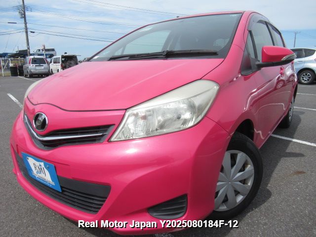 2013 TOYOTA VITZ