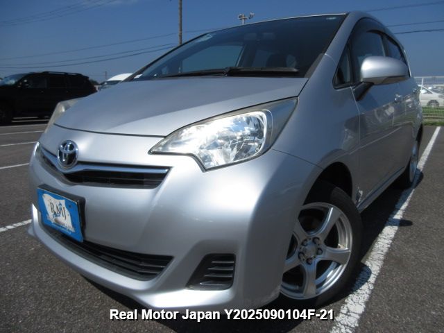 2013 TOYOTA RACTIS