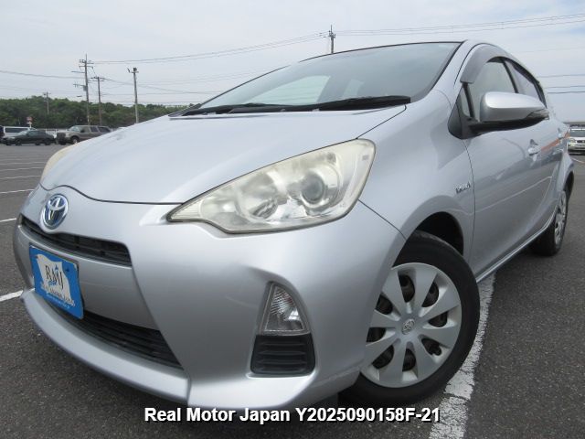 2013 TOYOTA AQUA